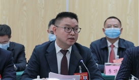 周平董事長參加市八屆人大一次會議沙灣區(qū)分團審議并發(fā)言：堅持走低碳、綠色的高質(zhì)量發(fā)展之路