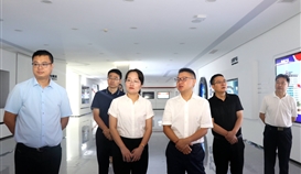 攀枝花市西區(qū)區(qū)委副書記、代理區(qū)長尚滟佳一行到德勝釩鈦調(diào)研交流