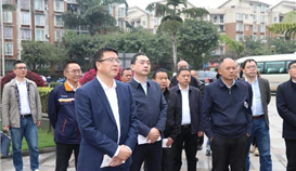 樂山市總工會(huì)黨組書記、常務(wù)副主席鄭強(qiáng)一行到德勝釩鈦調(diào)研