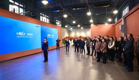 全市參加深化產(chǎn)改工作推進會的領(lǐng)導(dǎo) 到德勝參觀調(diào)研